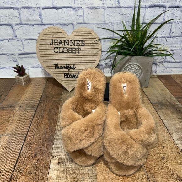 Plush kooba criss cross slide slippers new without tags - Picture 1 of 11